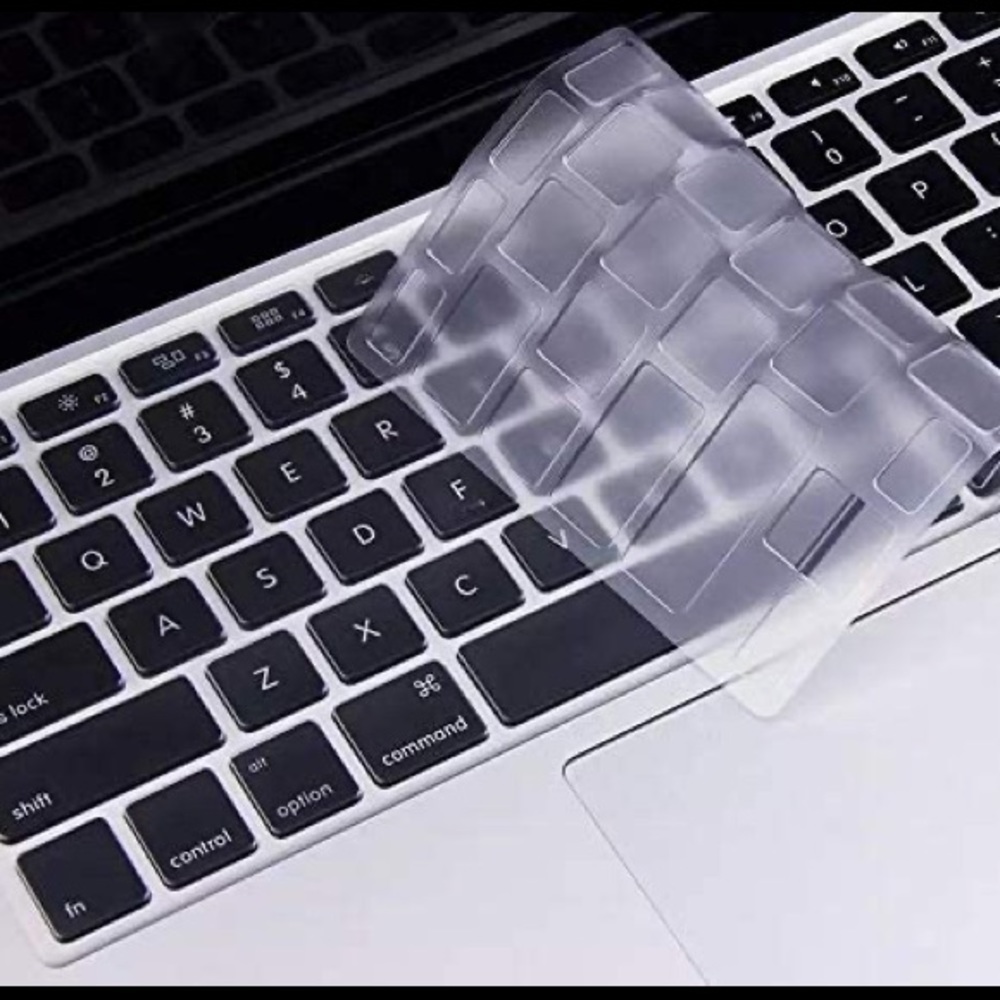 ✨3 for $20✨ Ultra Thin Clear Keyboard Cover for MacBook